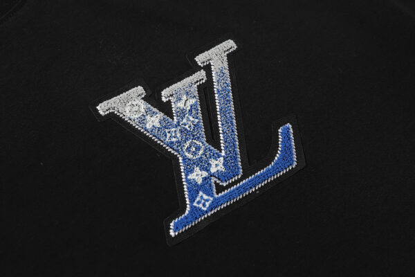 ⁦חולצה קצרה של לואי ויטון⁩ – תמונה ⁦4⁩
