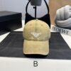 ⁦כובע של פראדה⁩ – תמונה ⁦3⁩